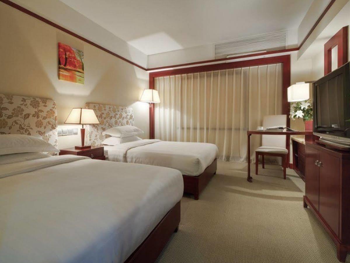 Beijing Starmoon Hotel Экстерьер фото
